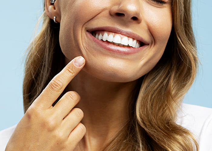 How To Choose The Right Dental Veneers
